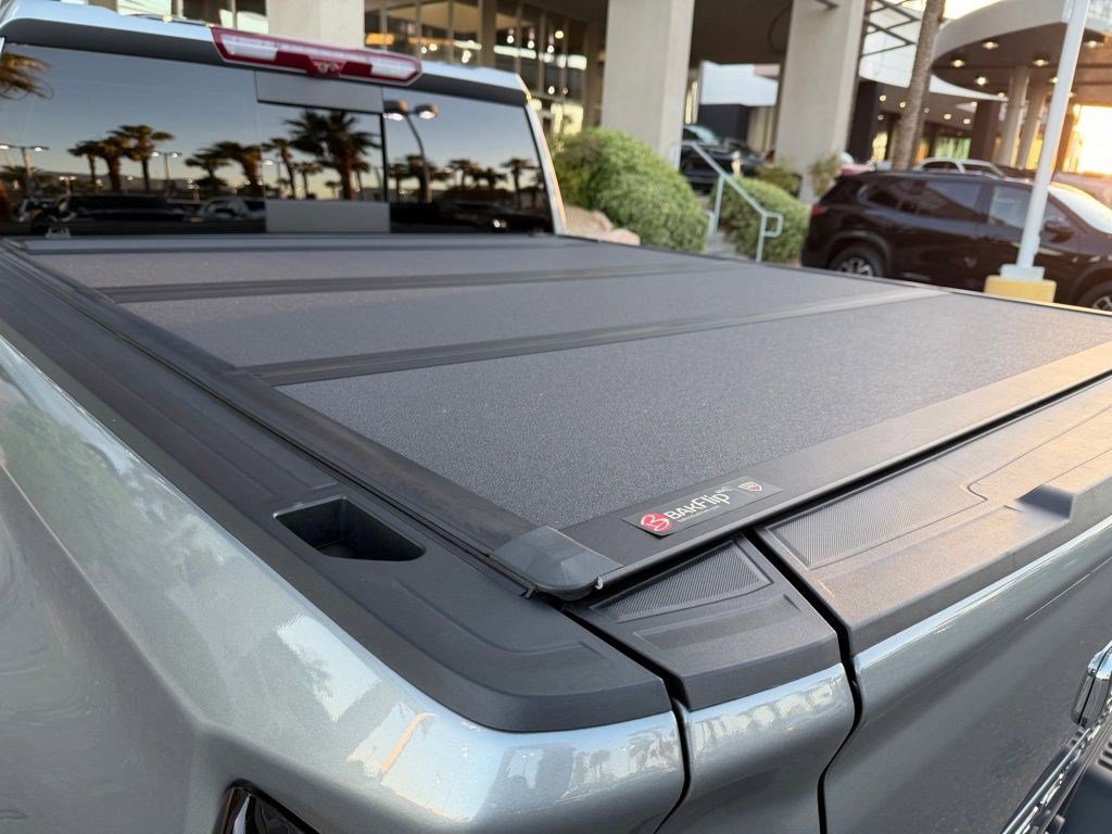 Used 2025 Sterling Metallic GMC Denali image 6