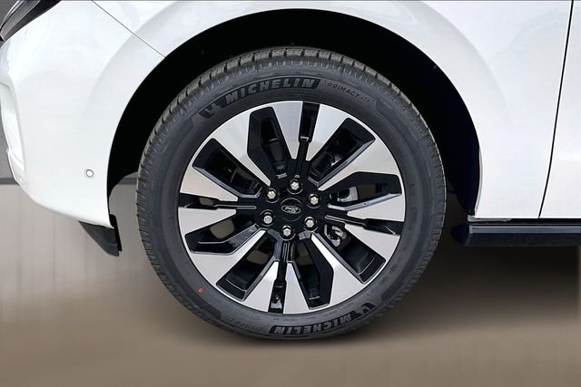 2025 Ford Expedition Platinum - Photo 12