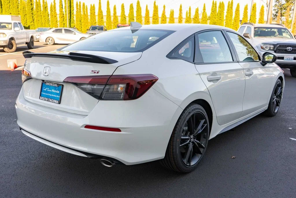 New 2026 Platinum White Pearl Honda  image 6