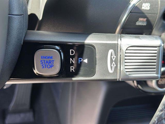 New 2026 Black Hyundai SEL 8P image 21