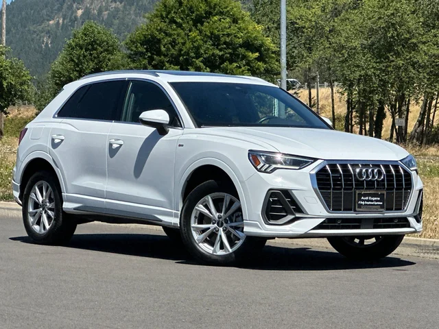 2025 Audi Q3 Premium