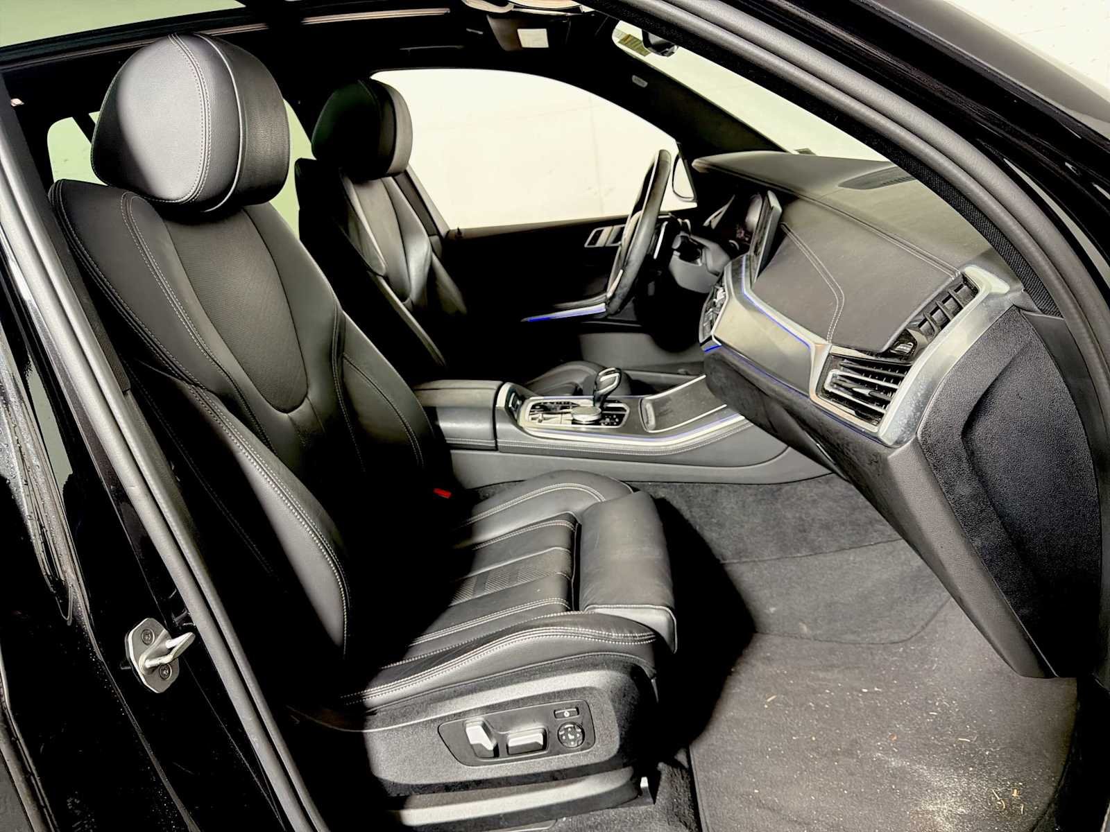 2021 BMW X5 40i - Photo 24