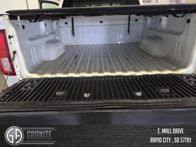Used 2018 White Chevrolet LTZ image 23