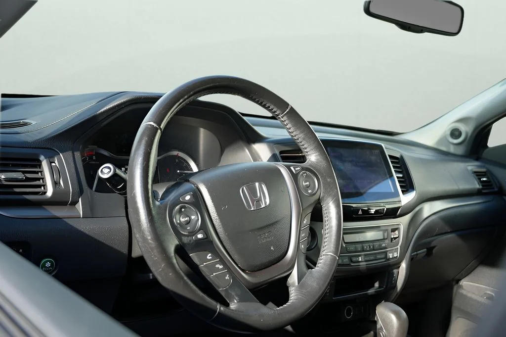 Used 2016 Black Honda EX-L image 14