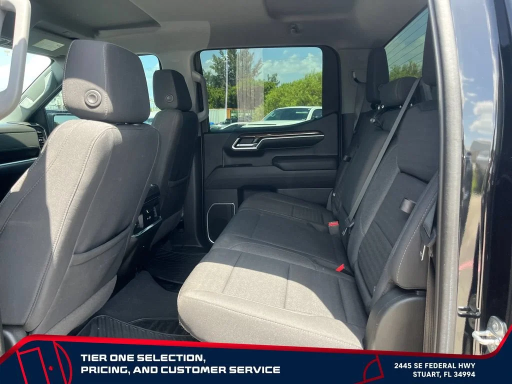 Certified Used 2022 ONYX BLACK GMC Elevation image 11