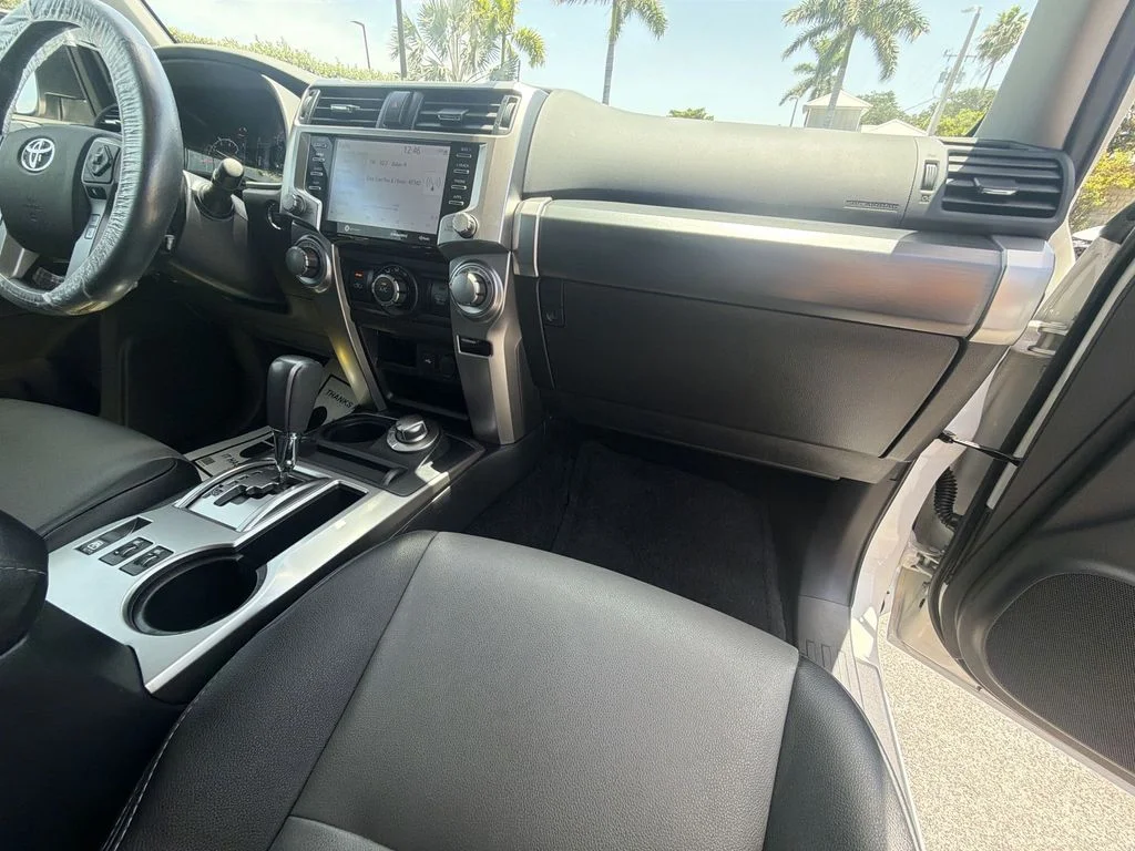 Used 2023 White Toyota SR5 Premium image 36