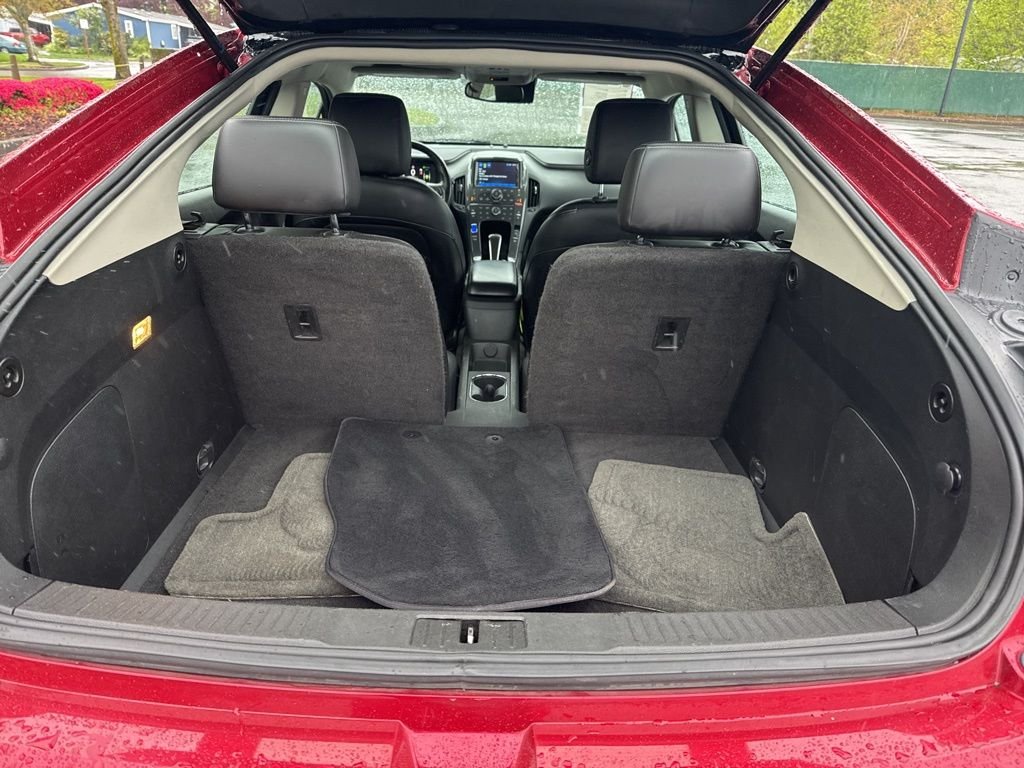 Used 2012 Crystal Red Tintcoat Chevrolet Base image 19