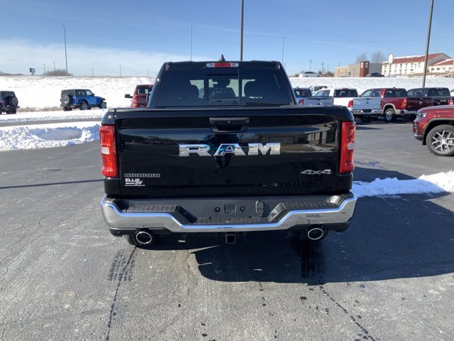 New 2026 Diamond Black Crystal Pearl-Coat Exterior Paint RAM Big Horn image 7