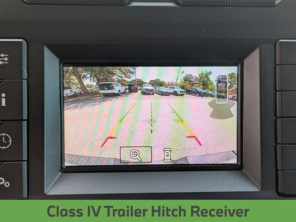 Used 2019 White Ford XL image 25