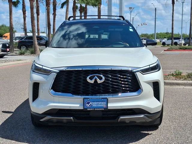 Used 2025 Black INFINITI Autograph image 2