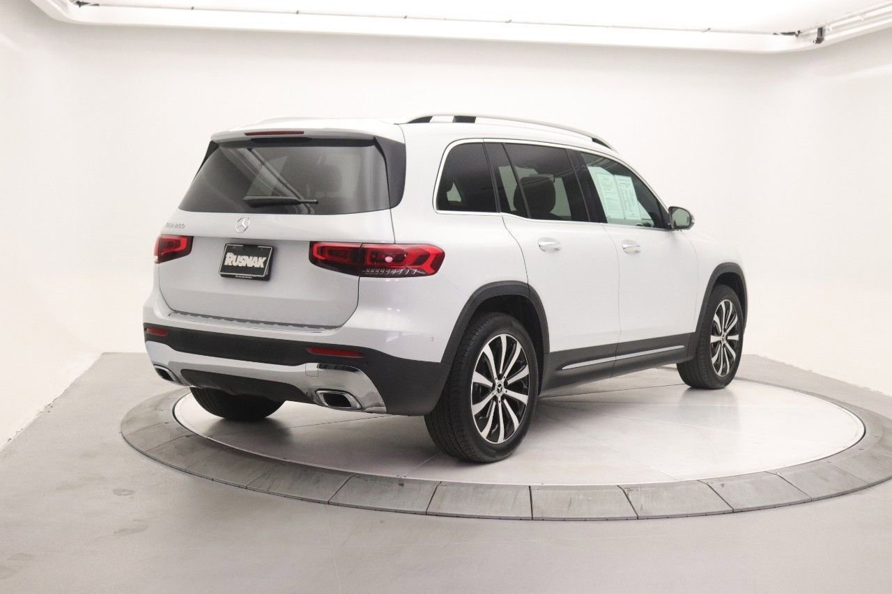 2022 Mercedes Benz GLB 250 photo 4