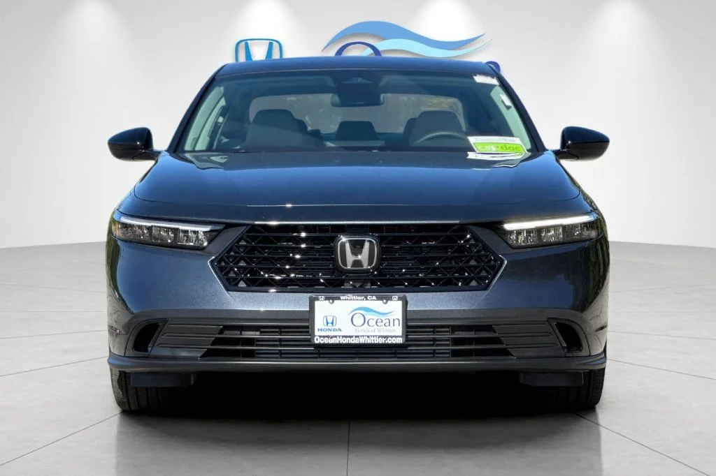 New 2026 Meteorite Gray Metallic Honda SE image 9