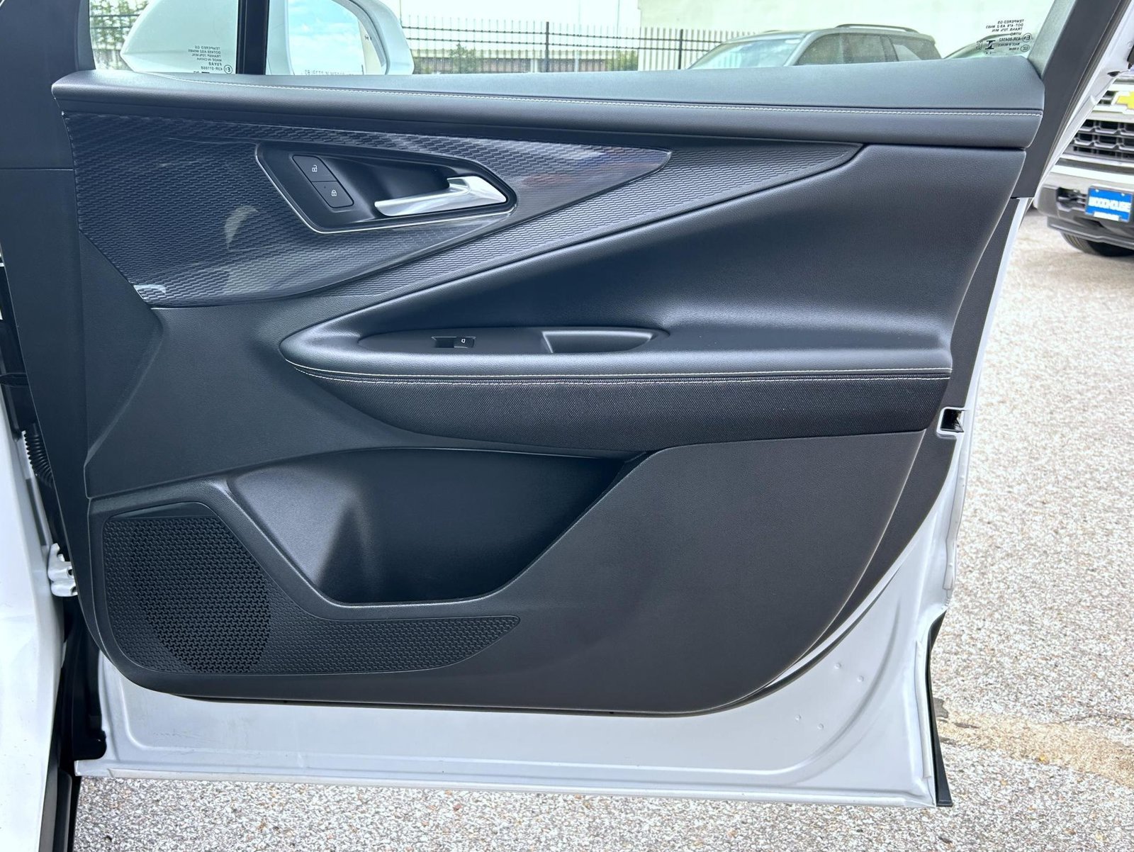 2024 Chevrolet Blazer EV LT - Photo 15