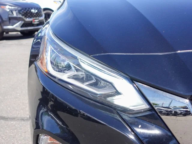 Used 2021 Black Nissan 2.5 SR image 5