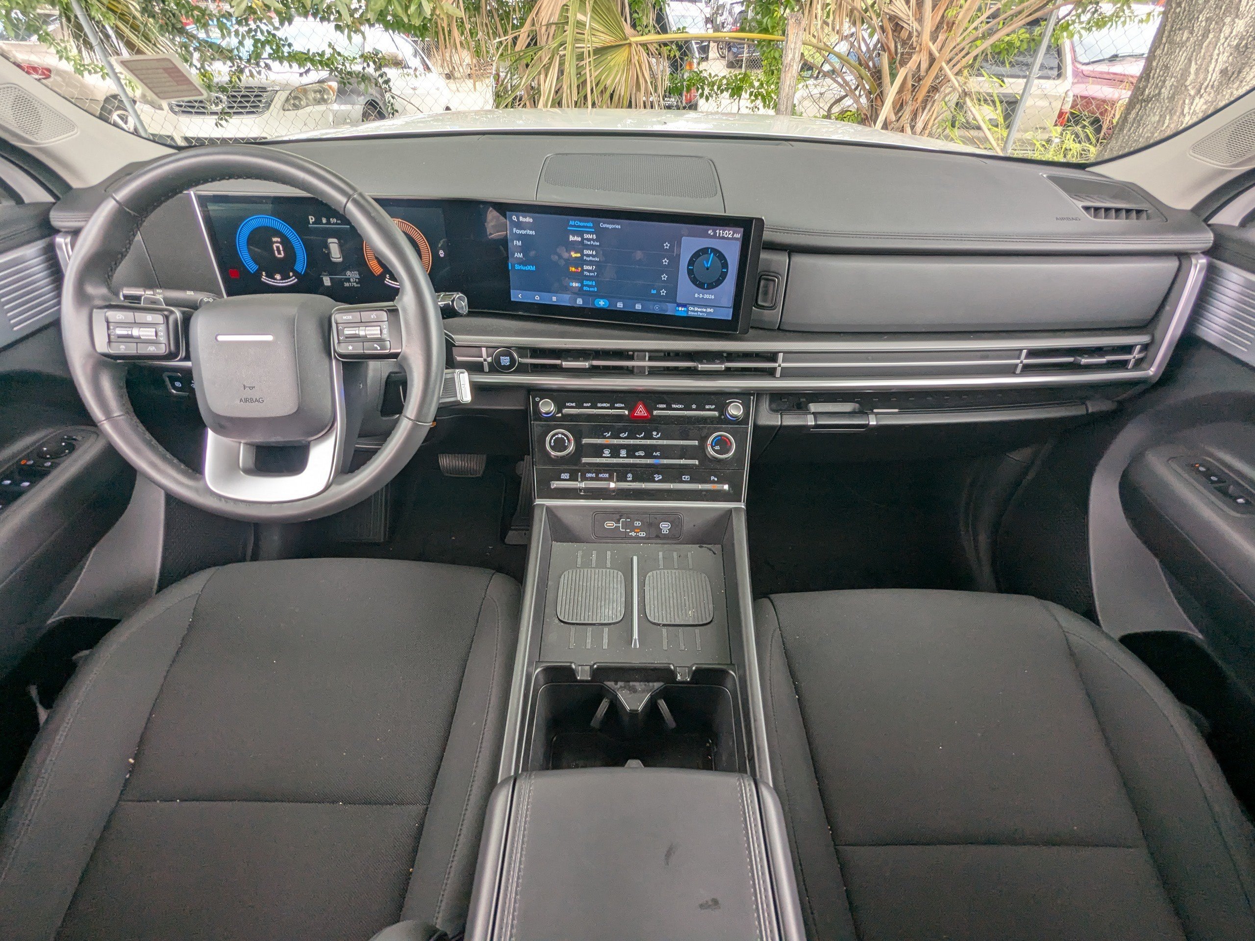 2024 Hyundai Santa Fe SE - Photo 18