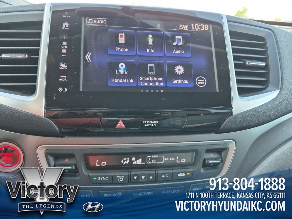 Used 2017  Honda EX-L image 14