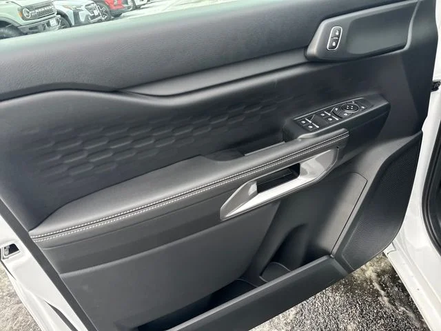 2025 Ford Ranger XLT - Photo 18