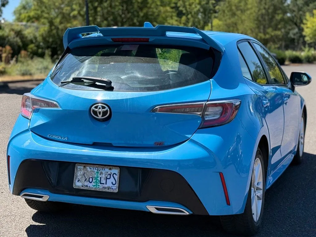 Used 2019 Blue Toyota SE image 5
