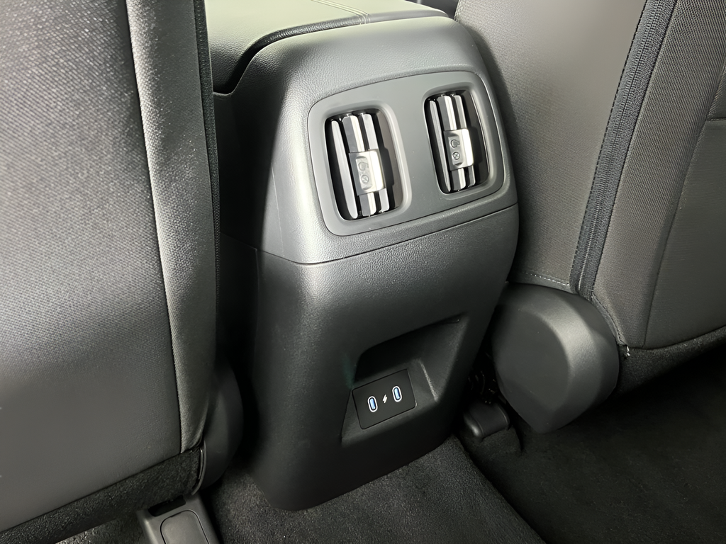 New 2026 Silver Hyundai SEL image 21