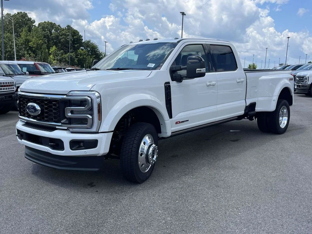 New 2026 White Ford Platinum image 5