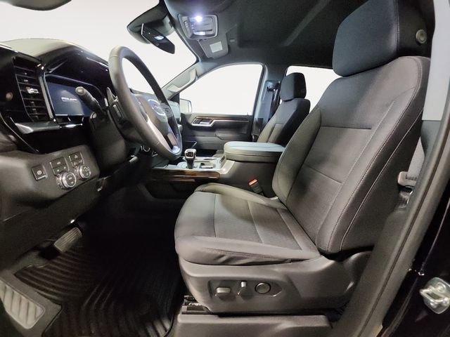 New 2026 Onyx Black GMC Elevation image 9