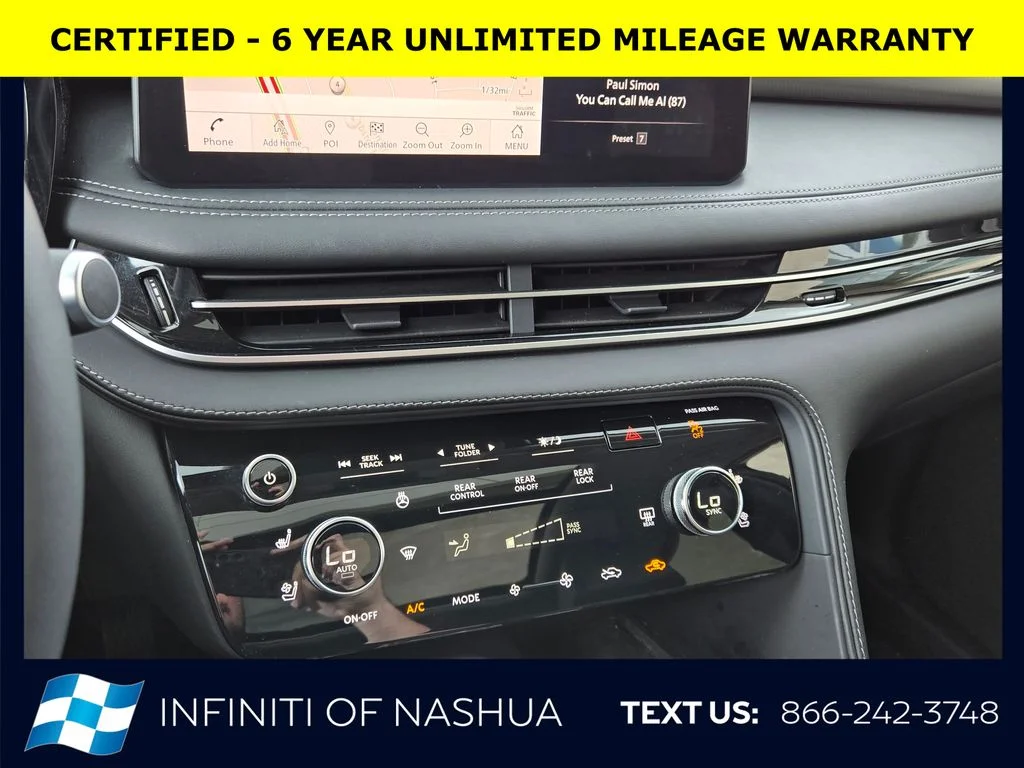 Certified Used 2023 White INFINITI LUXE image 27