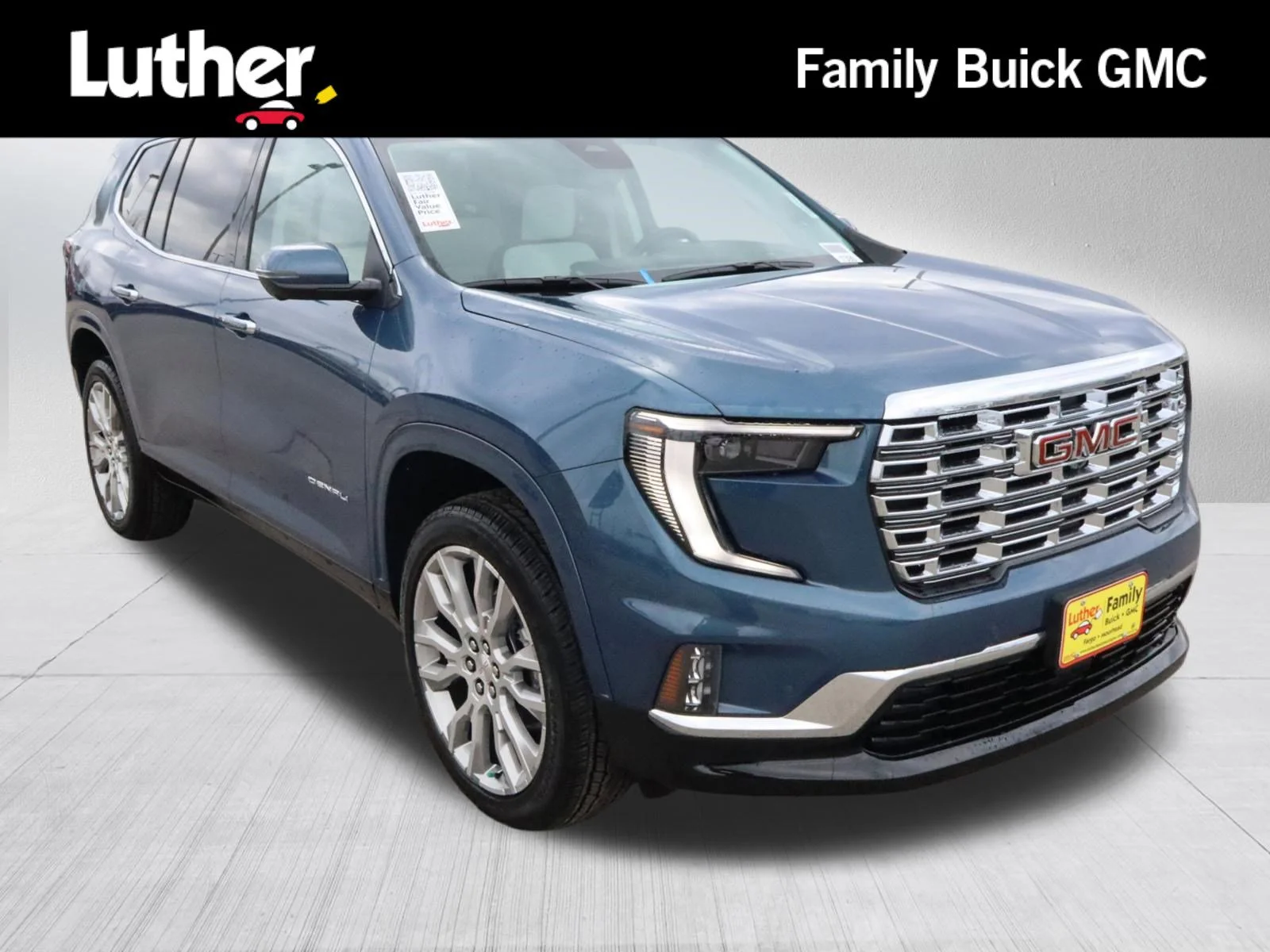 2026 GMC Acadia Denali AWD's photo