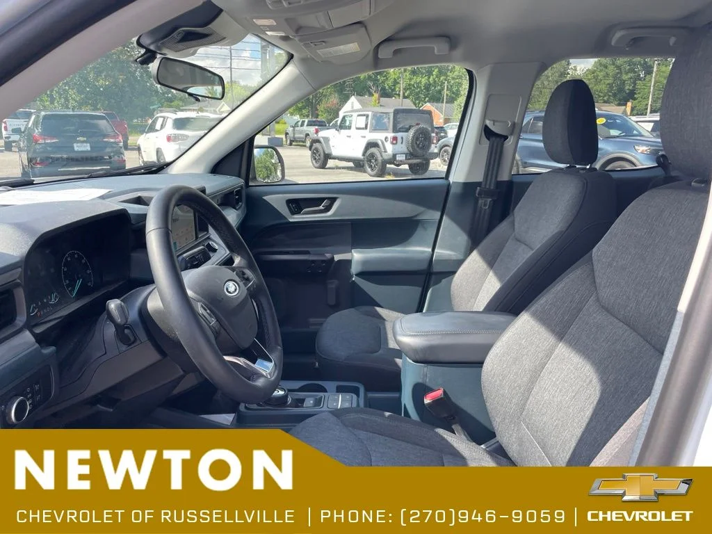 Used 2024 Oxford White Ford XLT image 4