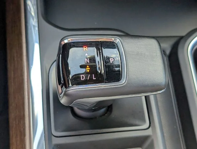 Used 2025 Black Chevrolet High Country image 21