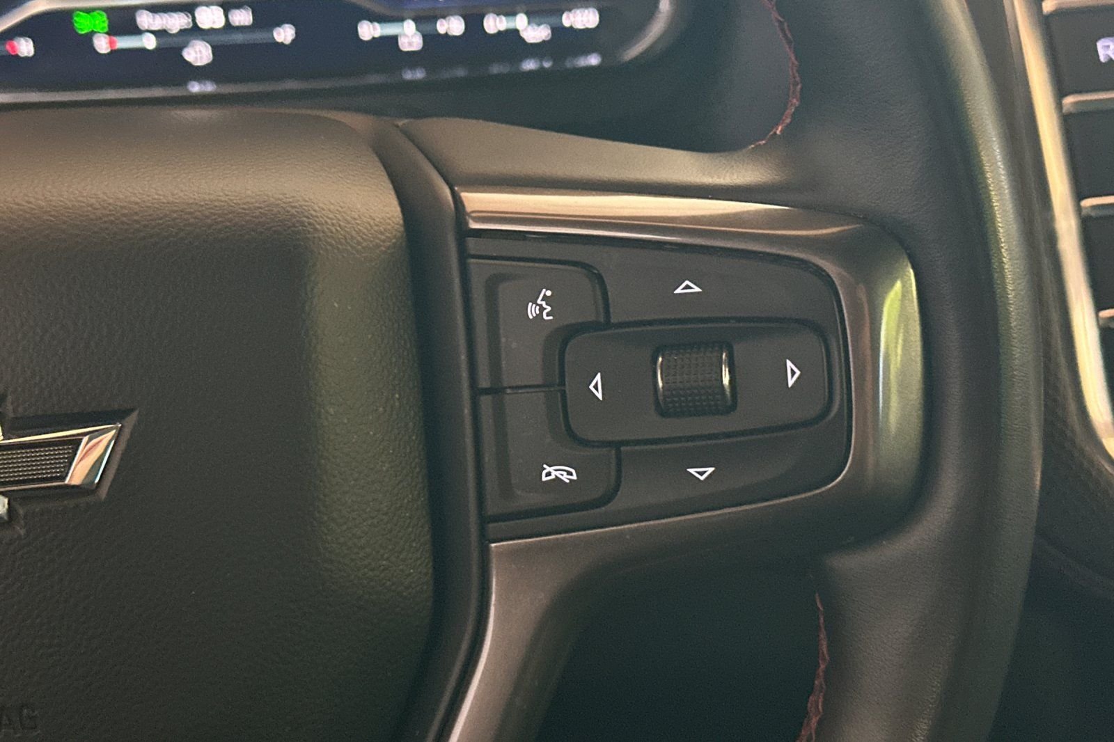 Used 2024 Black Chevrolet RST image 34