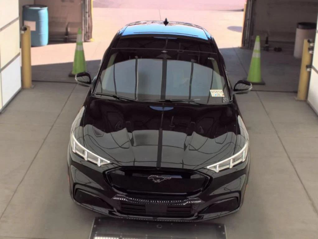 Used 2023 Black Ford Premium image 2