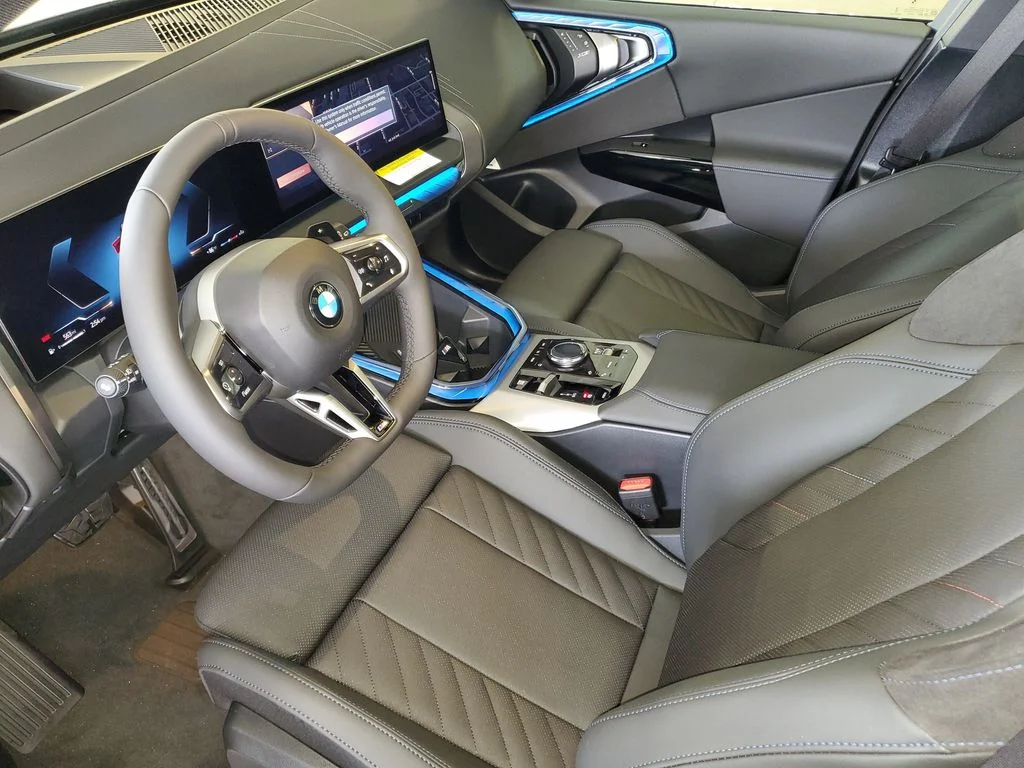 New 2026 Black Sapphire Metallic BMW 30 xDrive image 15