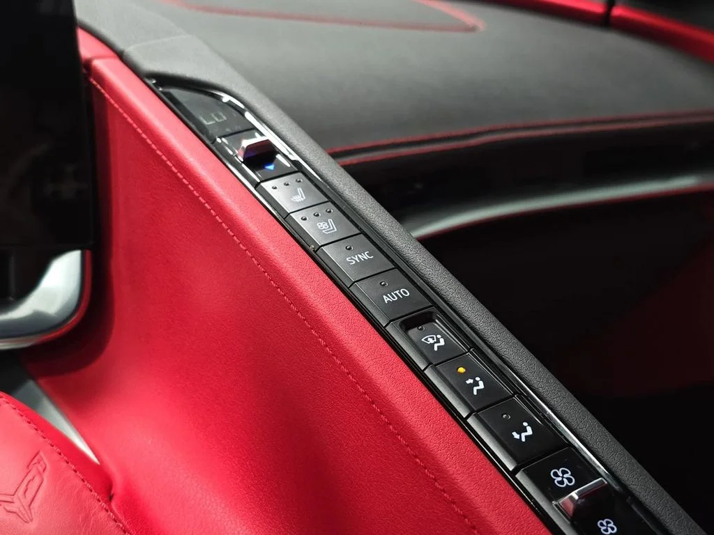 2022 Chevrolet Corvette 2LT - Photo 20