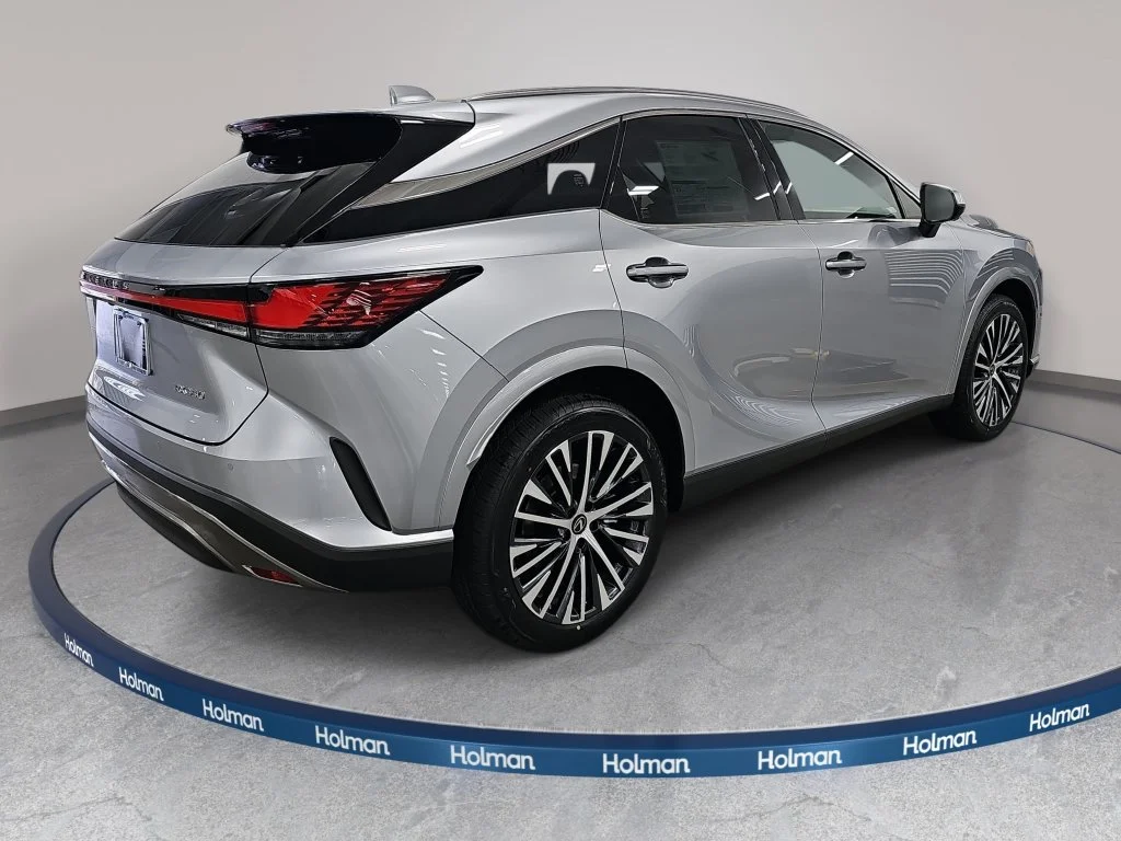 New 2026 Iridium Lexus PREMIUM PLUS image 5