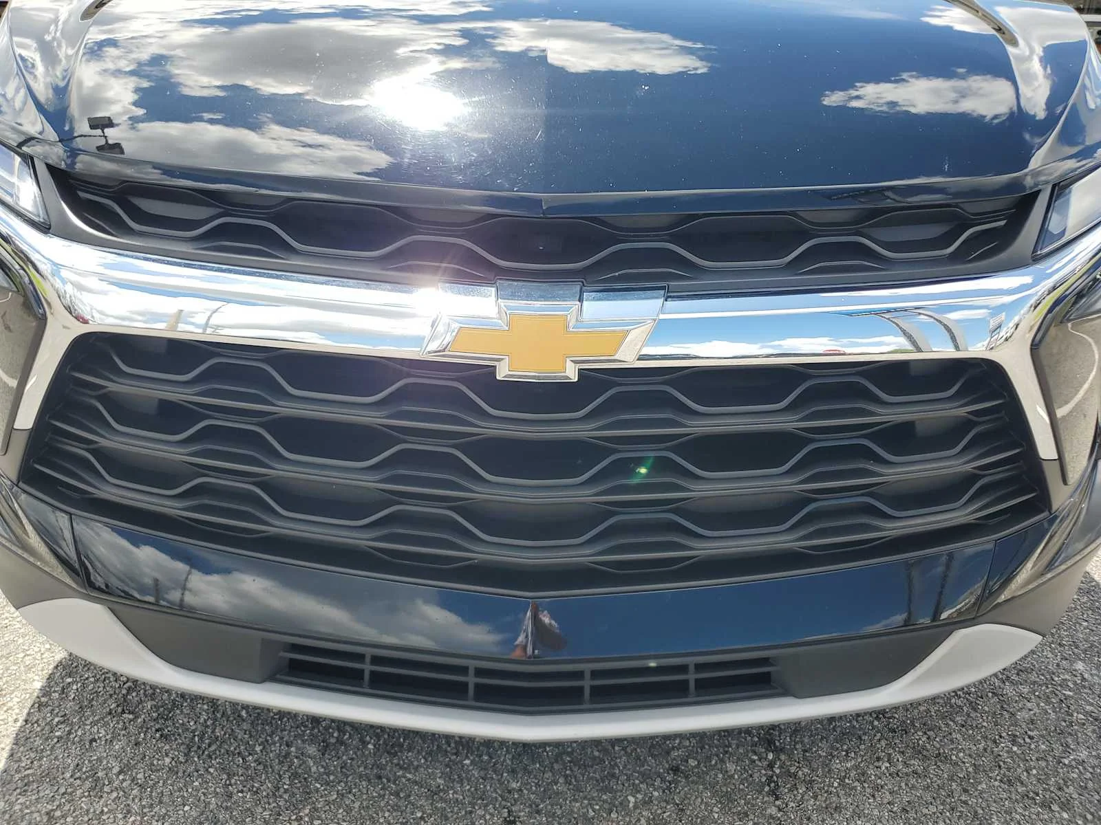 Used 2023 BLACK Chevrolet LT image 11