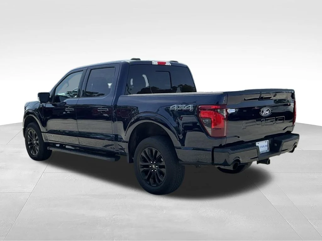 Used 2024 Blue Ford XLT image 7