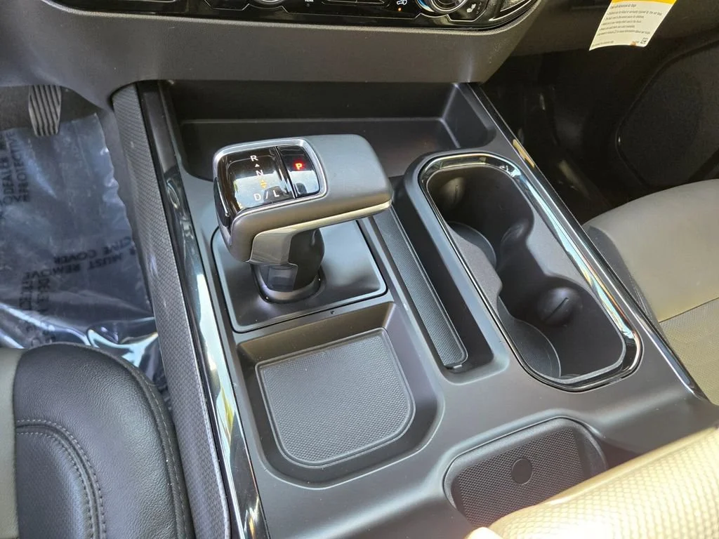 Used 2024 Black Chevrolet ZR2 image 22