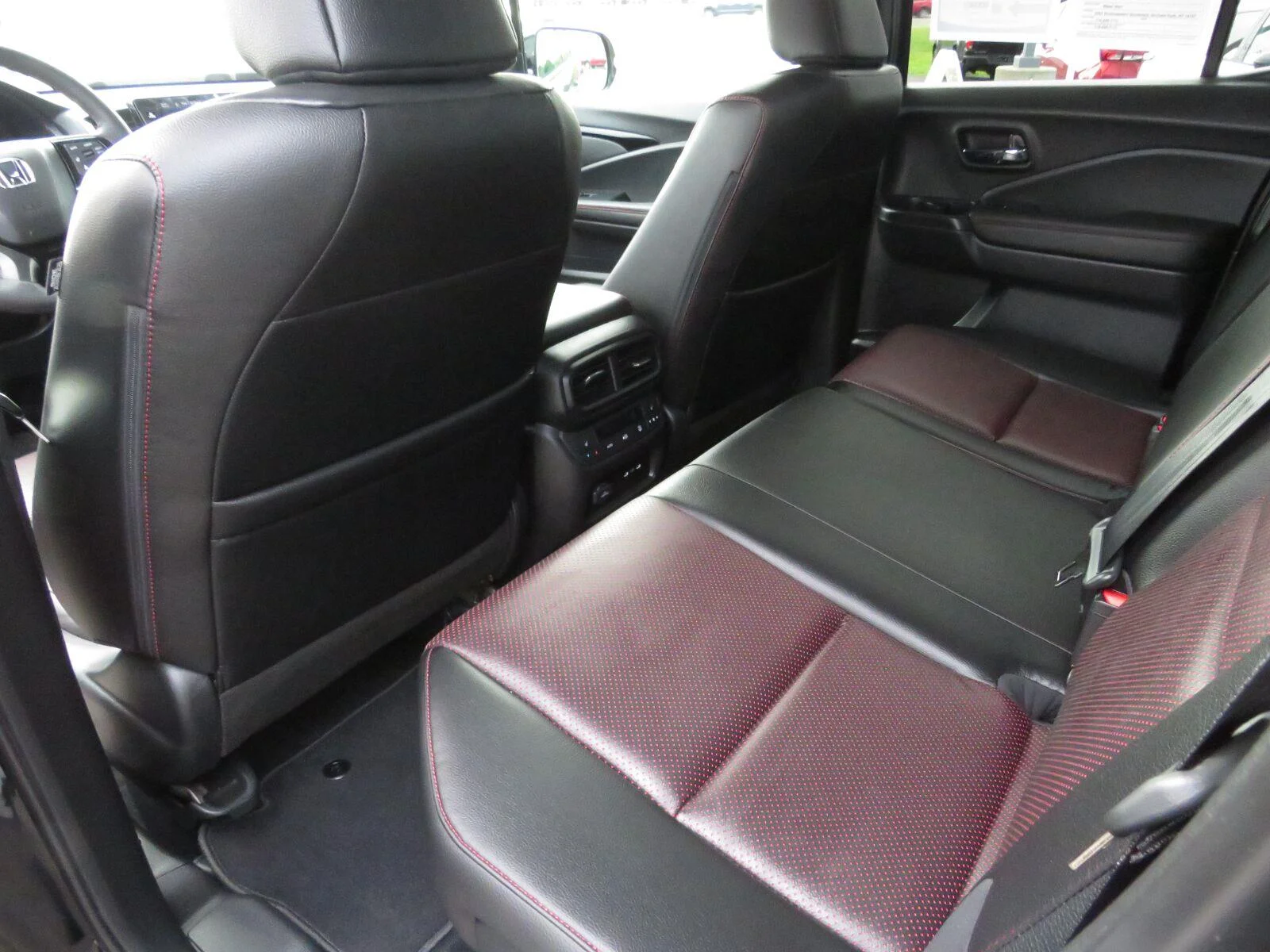 Used 2024  Honda Black Edition image 23