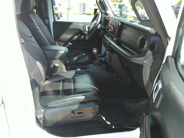 Used 2024 White Jeep Rubicon image 19
