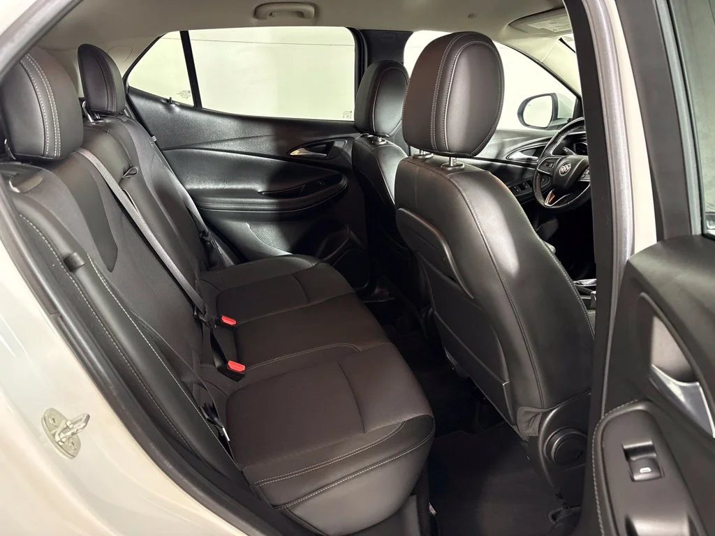Used 2021 White Buick Select image 20