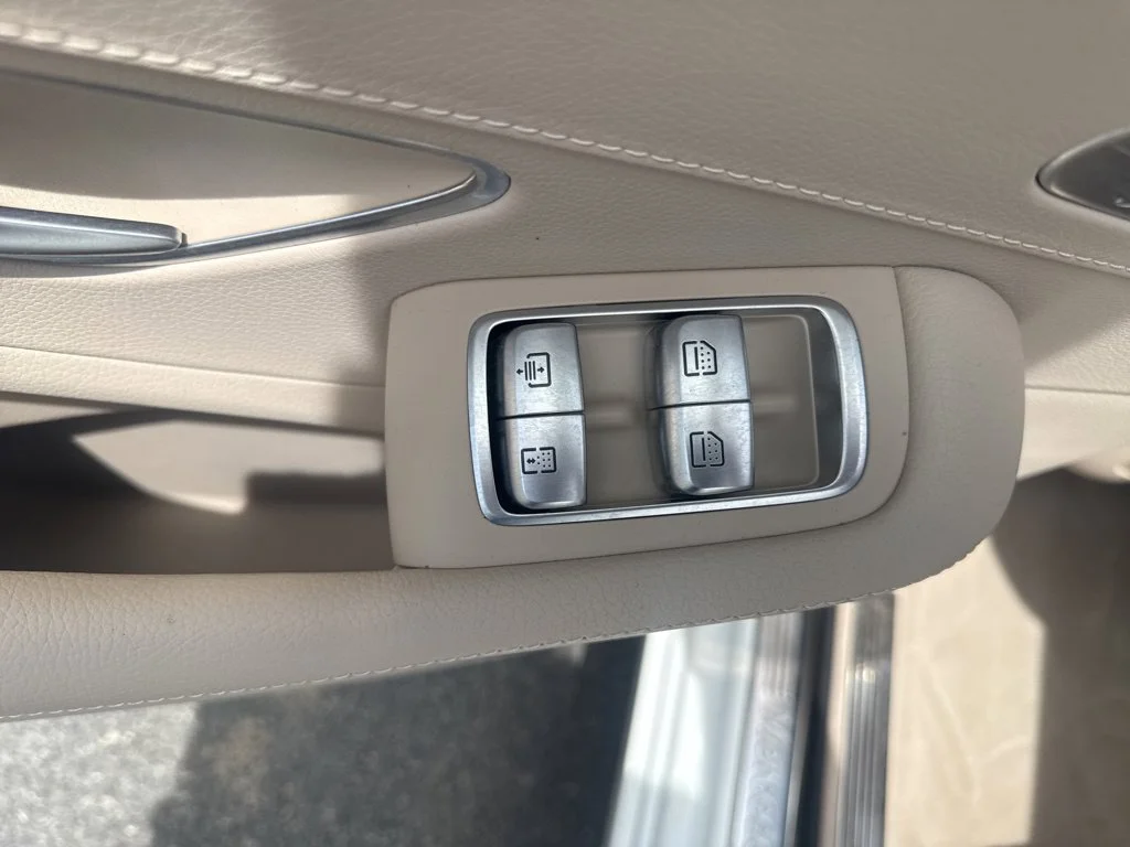 Used 2015 Beige Mercedes-Benz S 550 image 36