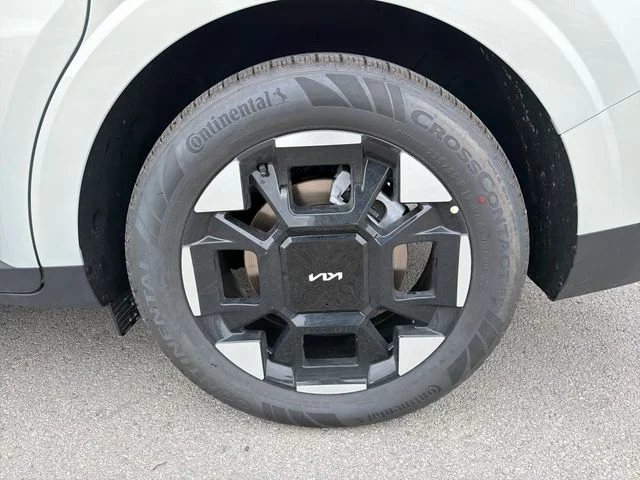 New 2026 White Kia EX image 28