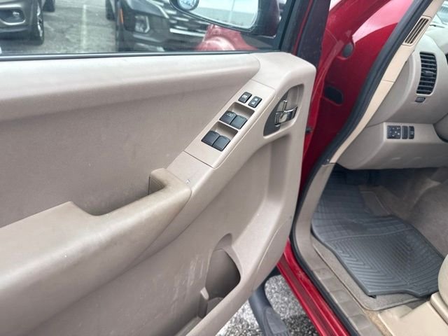 Used 2012 Red Nissan SV image 26