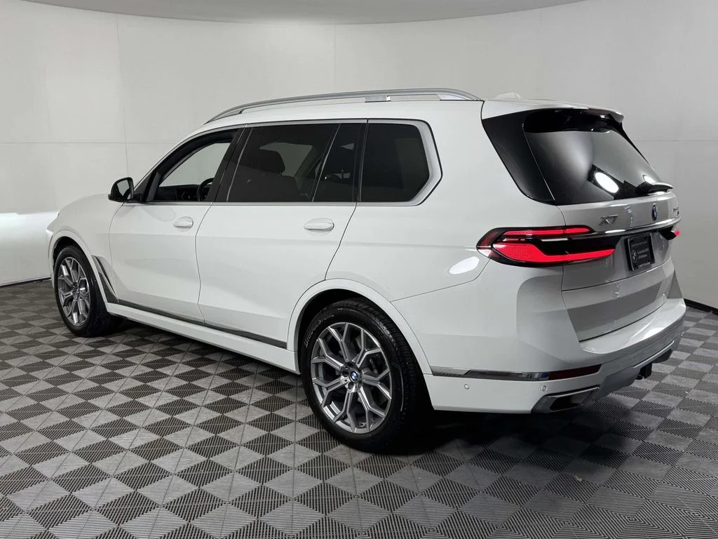 Certified Used 2024 White BMW xDrive40i image 8
