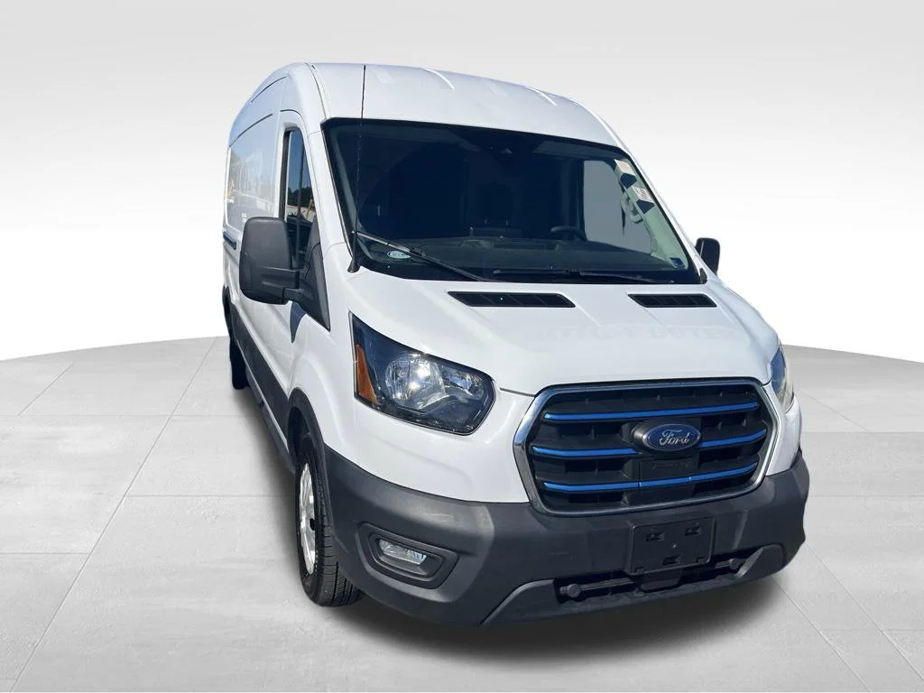 Used 2022 White Ford Base image 4