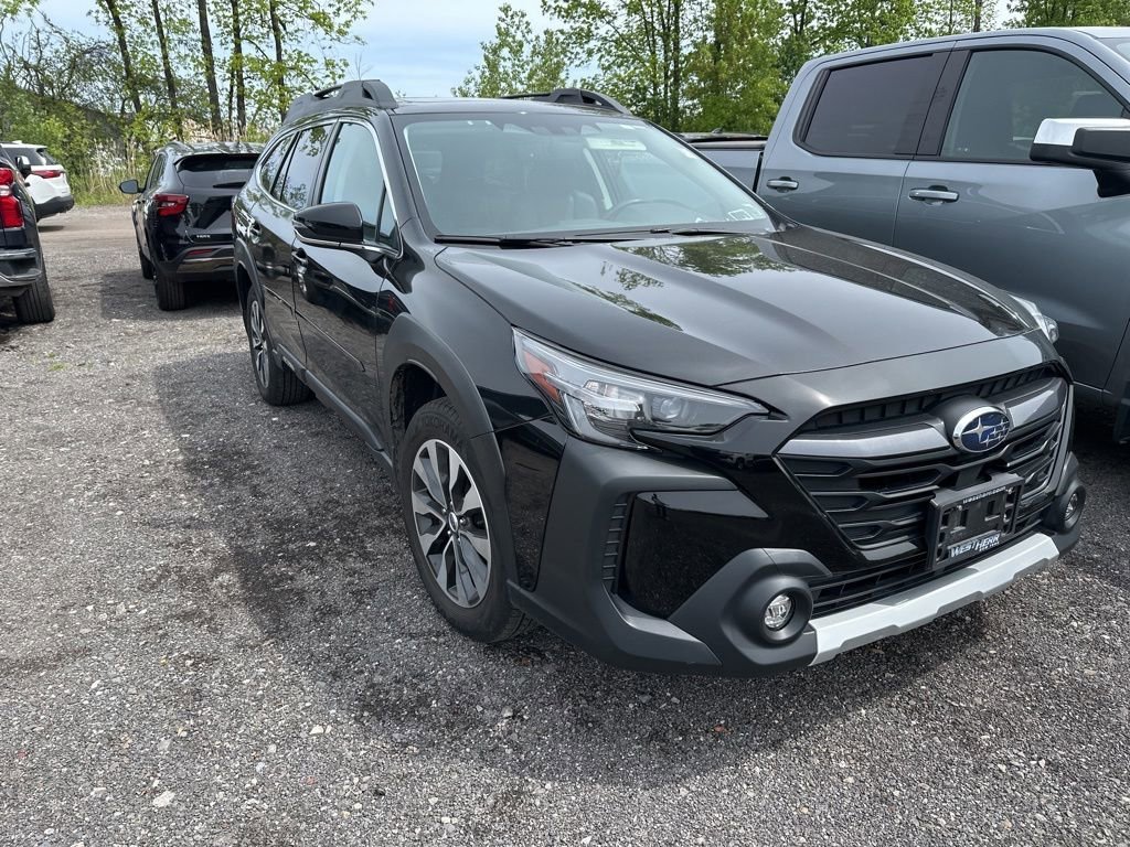 2023 Subaru Outback Limited's photo