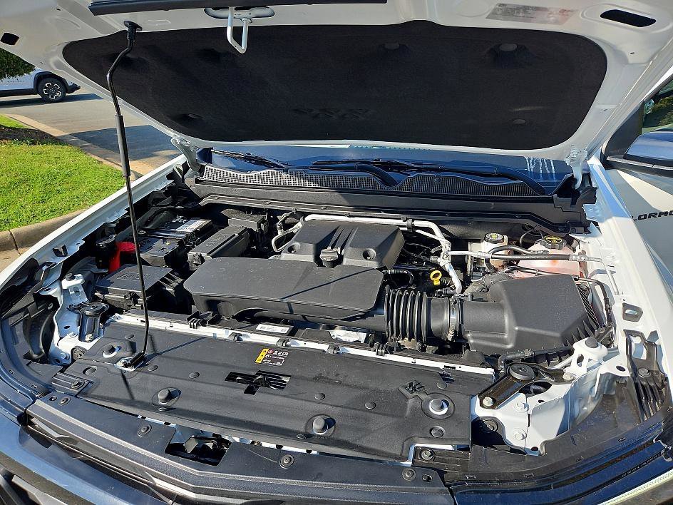 2025 Chevrolet Colorado Z71 - Photo 22