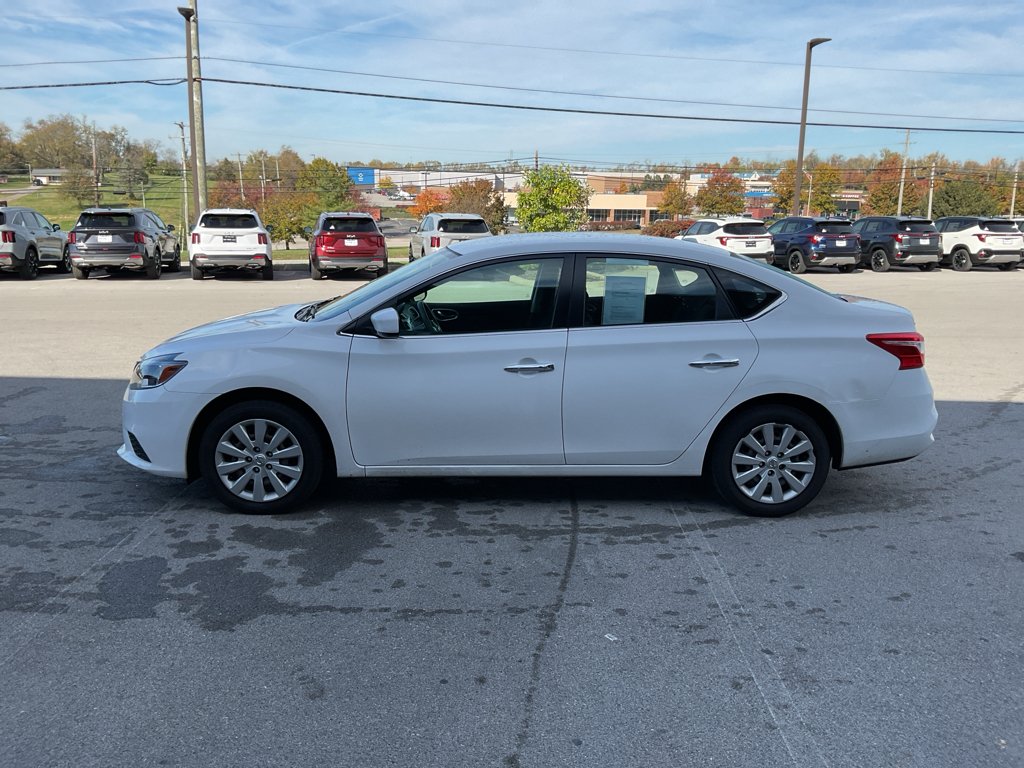 2017 Nissan Sentra SV photo 4