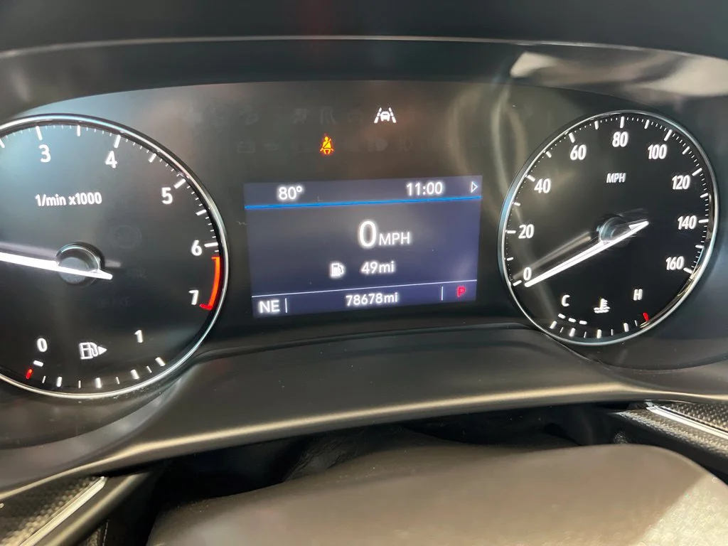 Used 2021 Cinnabar Metallic Buick Preferred image 16