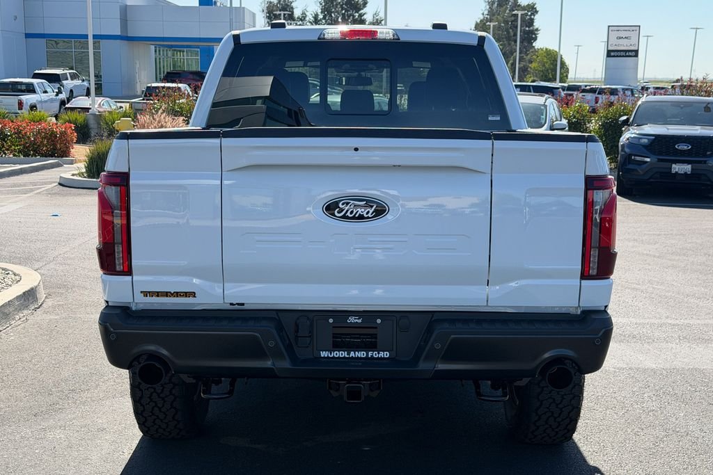 New 2026 Oxford White Ford Tremor® image 9
